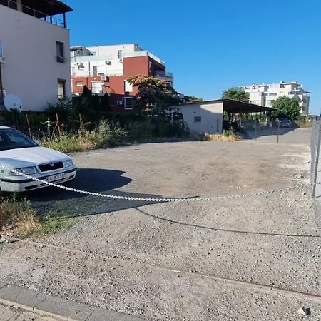 Seaview,parking & Garden 1br Sozopol-beach Daire *