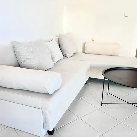 Seaview,parking & Garden 1br Sozopol-beach * Süzebolu